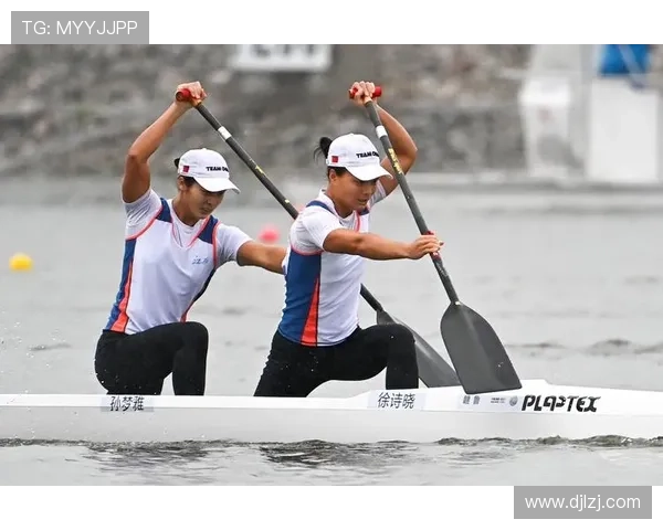 全运会女子200米双人划艇决赛激烈角逐 力争荣誉谁主沉浮